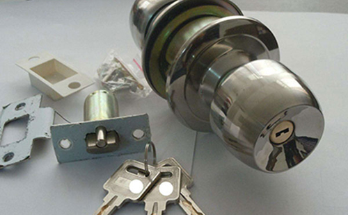 新建24小时上门开锁公司