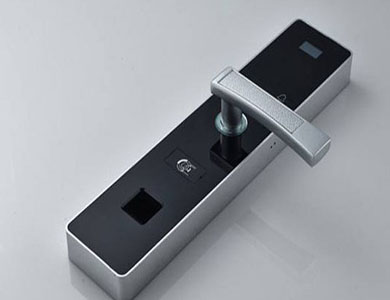 新建24小时上门开锁公司