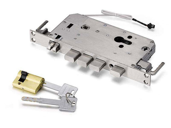 新建24小时上门开锁公司