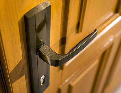 新建24小时上门开锁公司